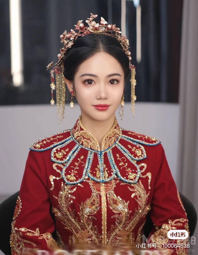 妆容模特