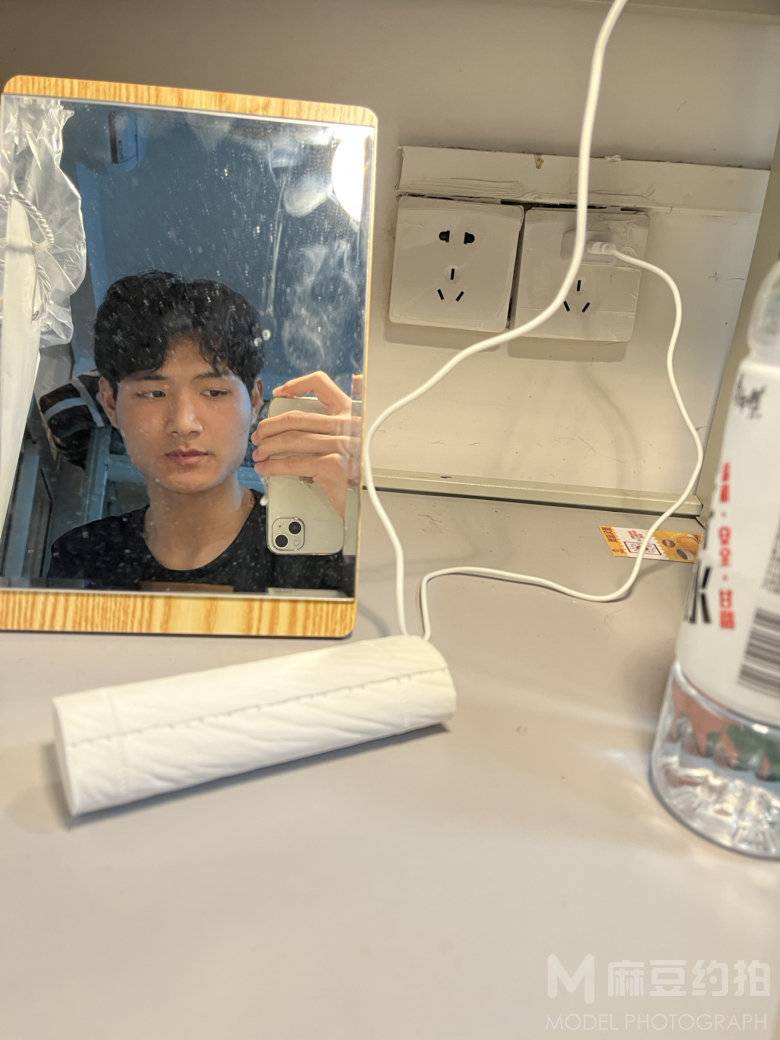 纪实模特