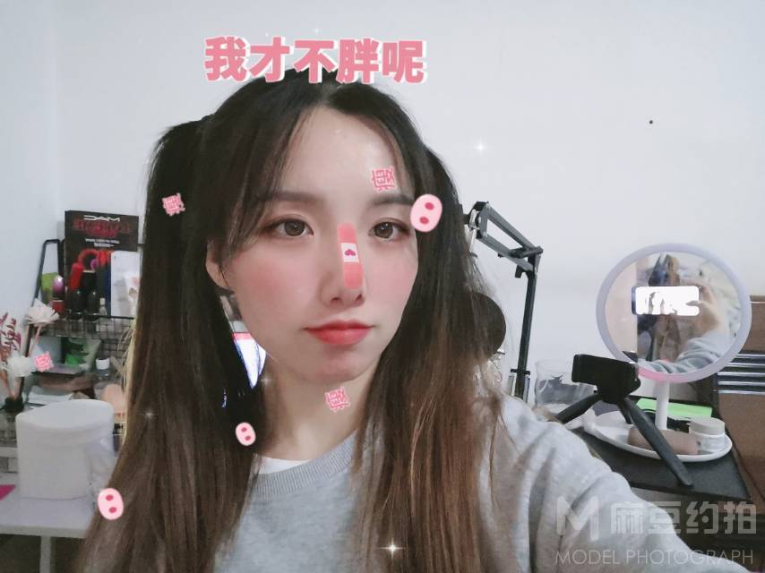 民国模特