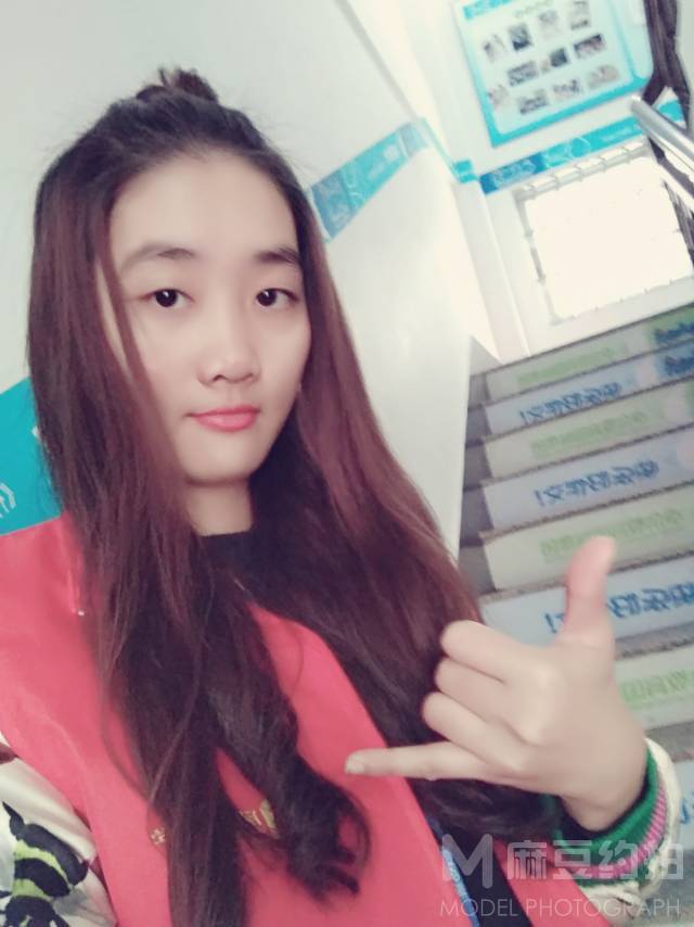 校园模特