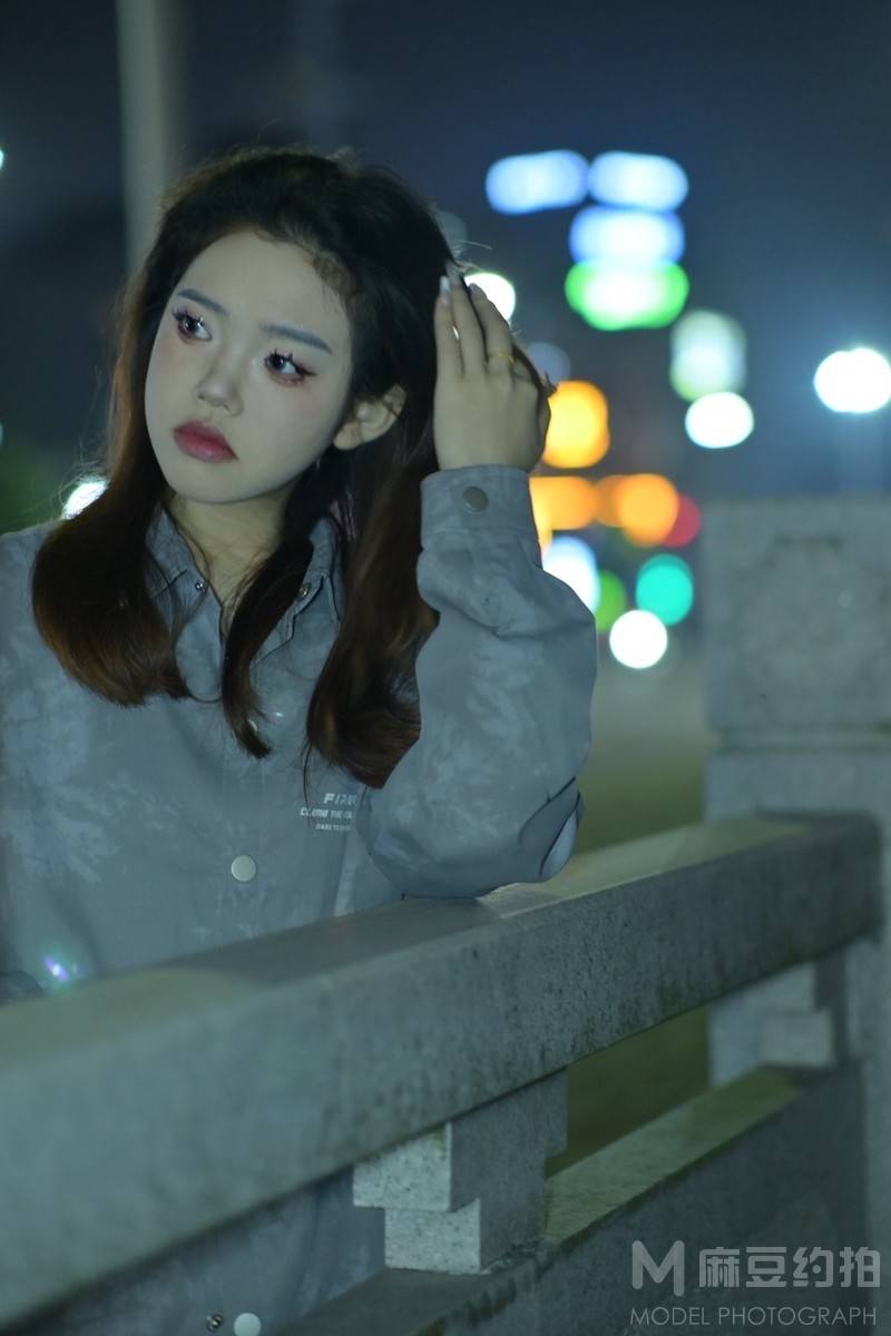 夜景模特