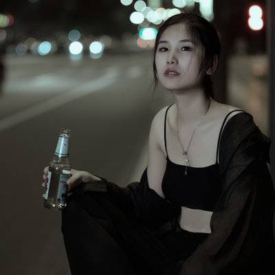 情绪模特