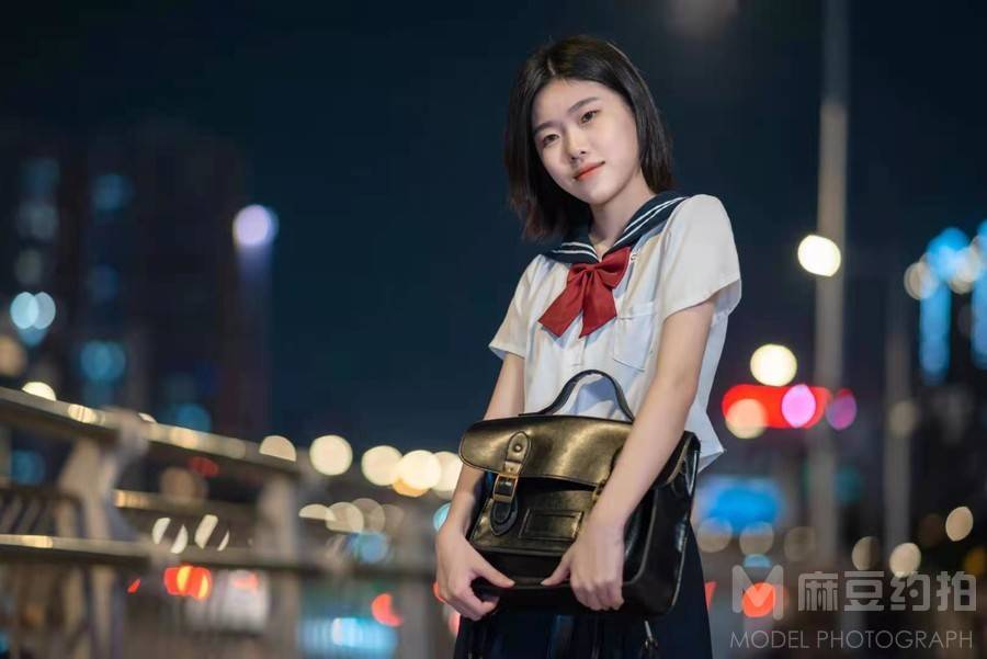 夜景模特