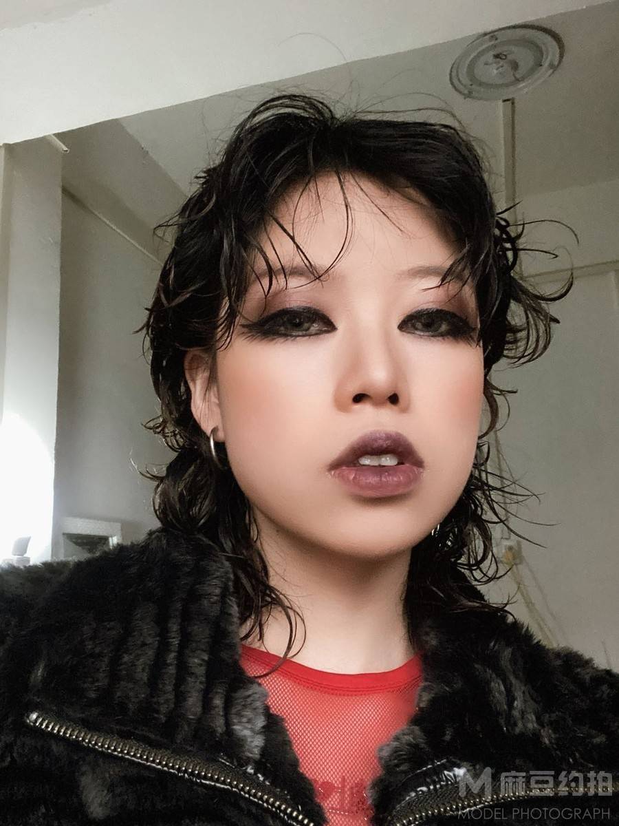胶片模特