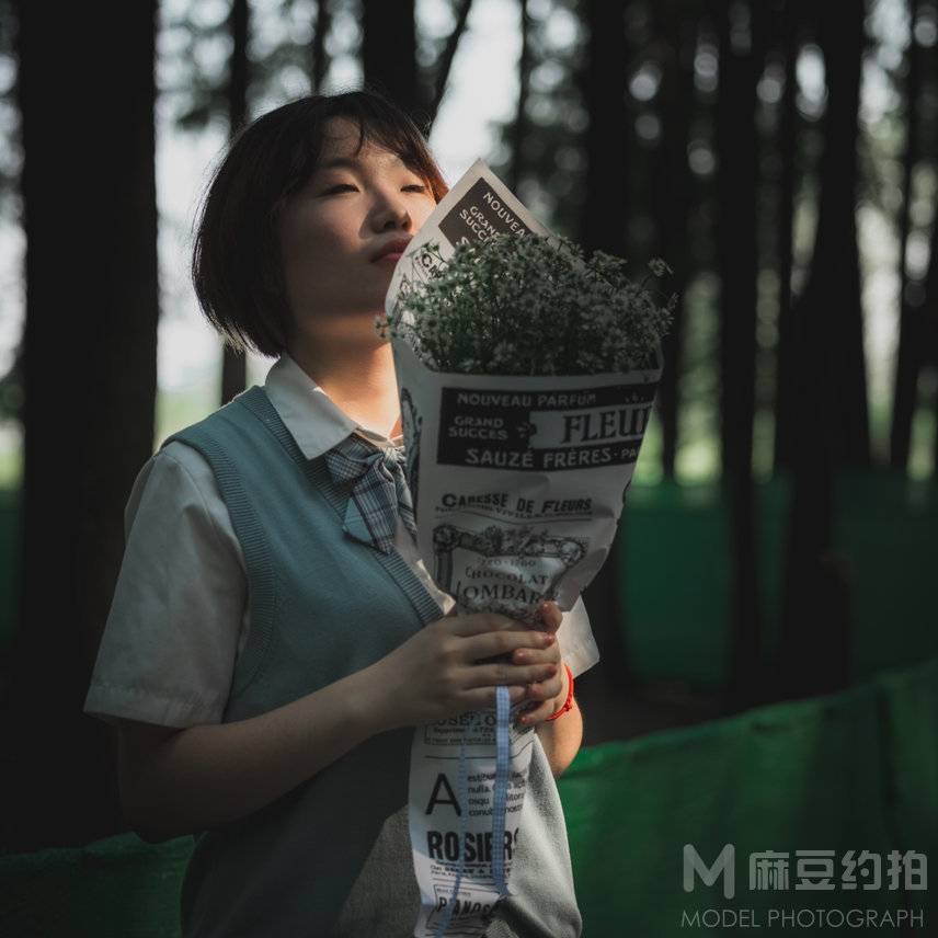 校园模特