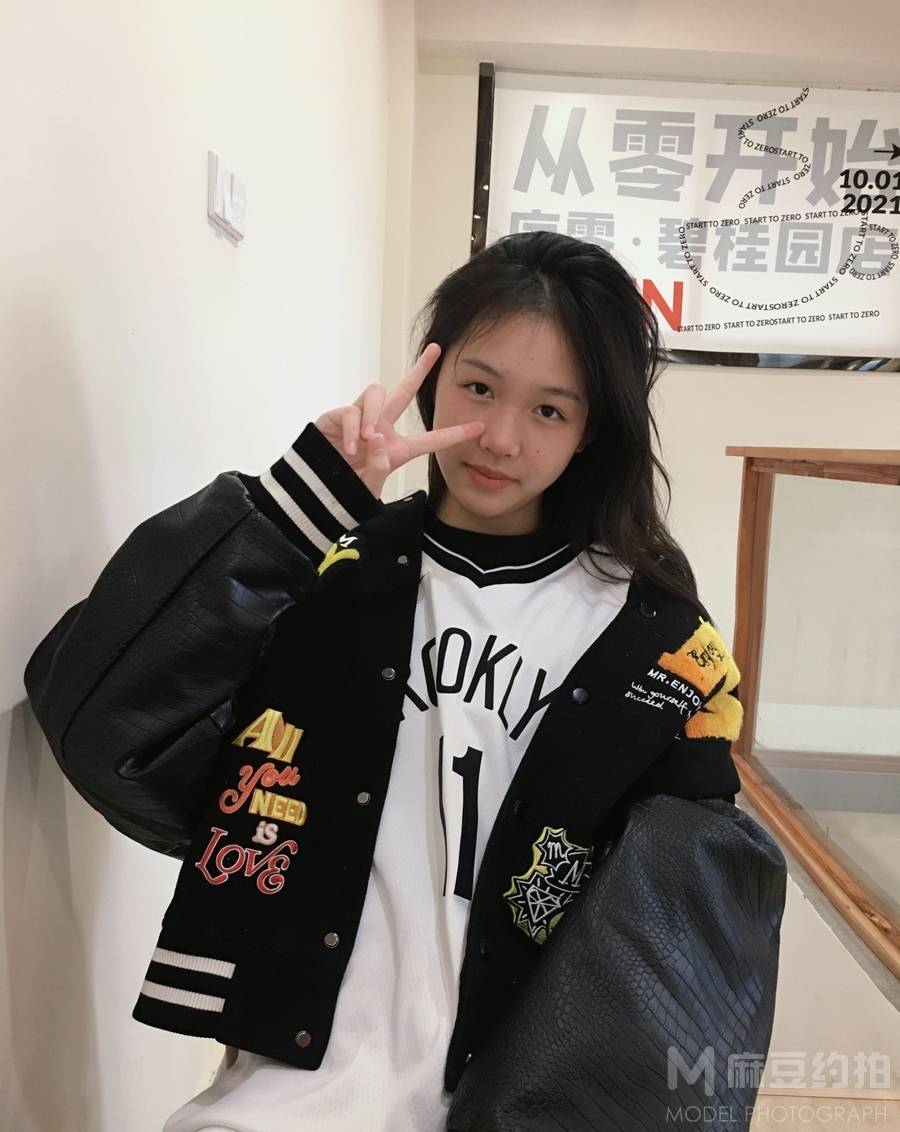 清新模特