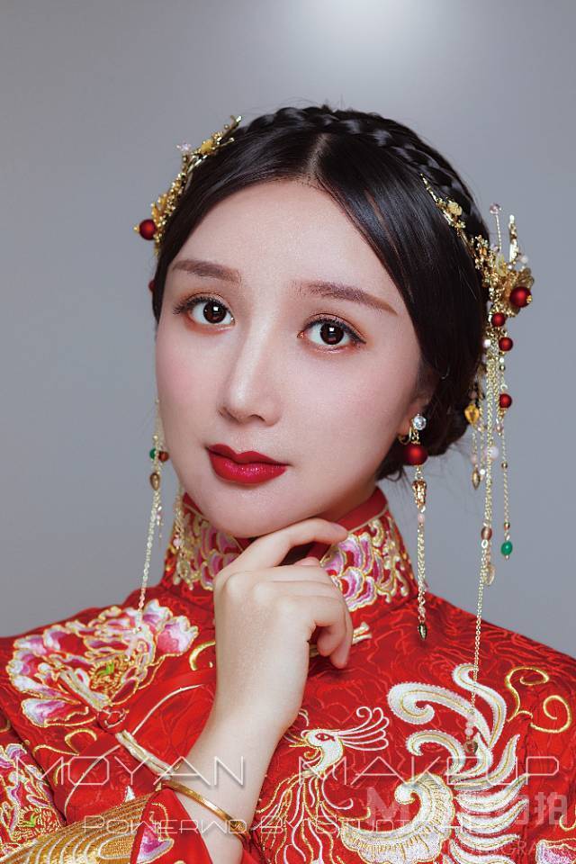 妆容模特