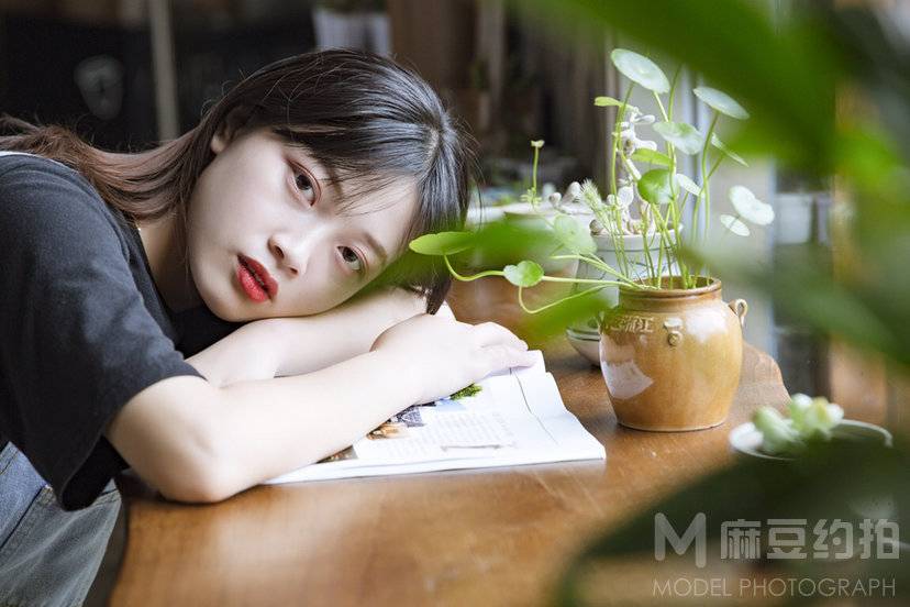 清新模特