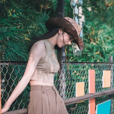 胶片模特