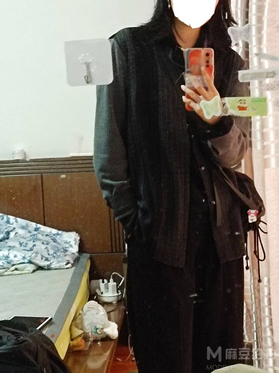 黑白模特