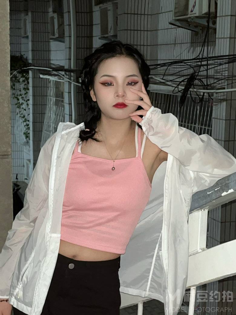 妆容模特