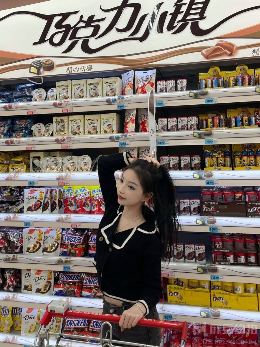 校园模特