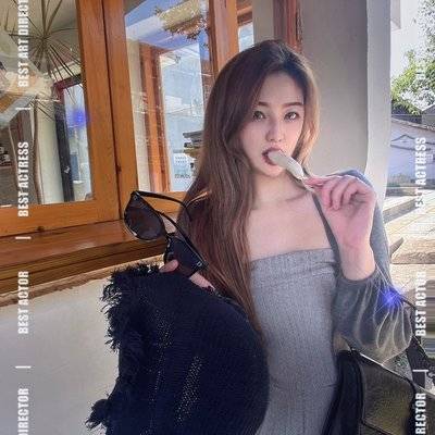 黑白模特