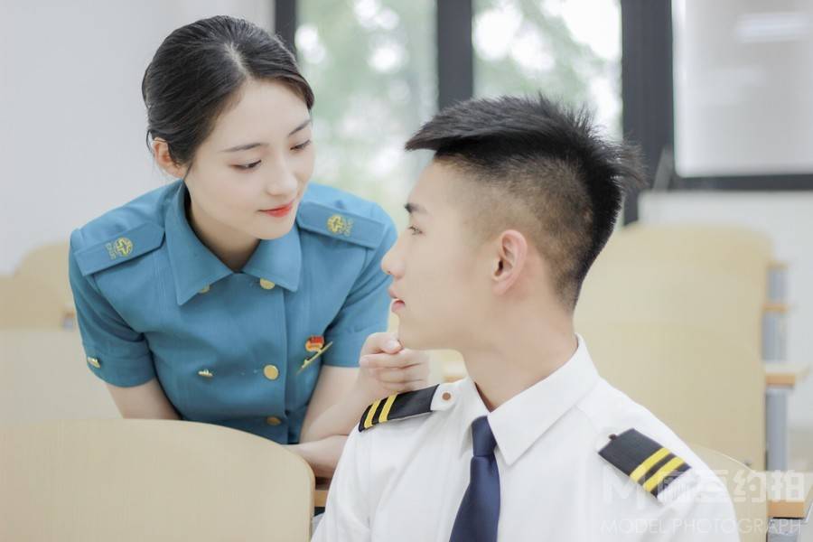 情侣模特
