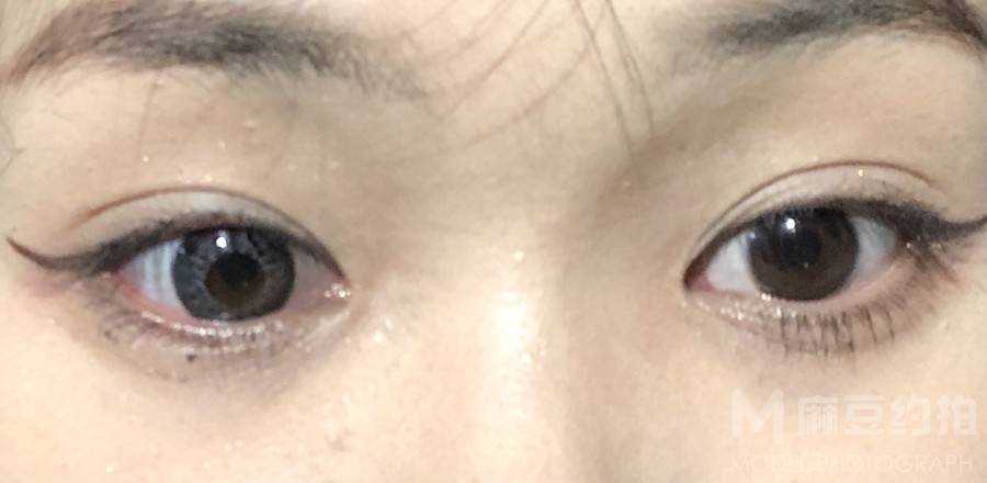 妆容模特