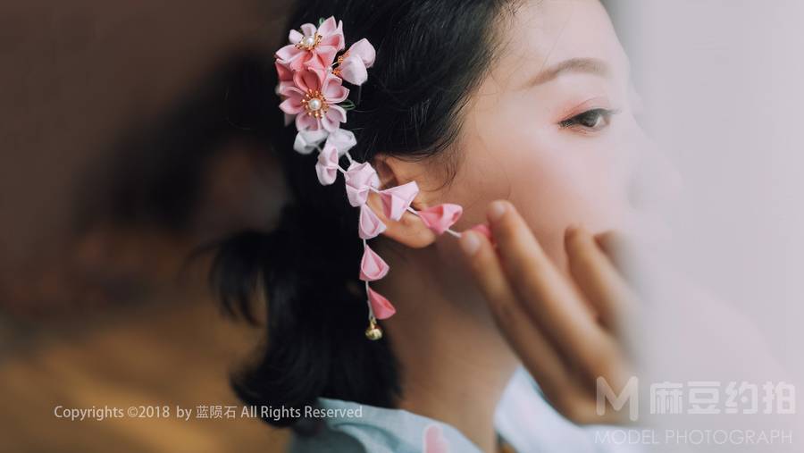 情绪模特