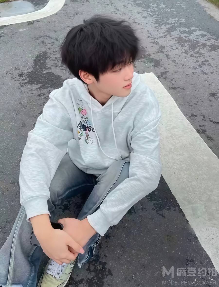 情绪模特