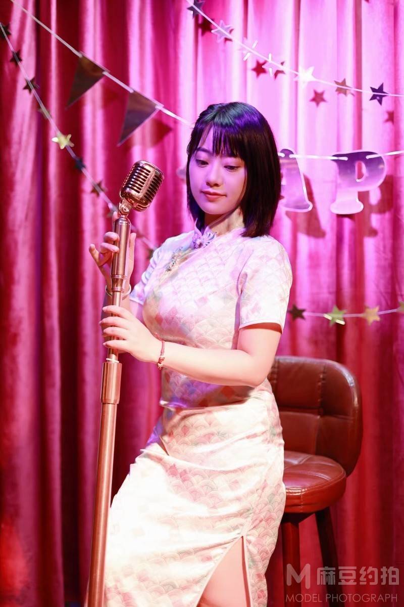 民国模特