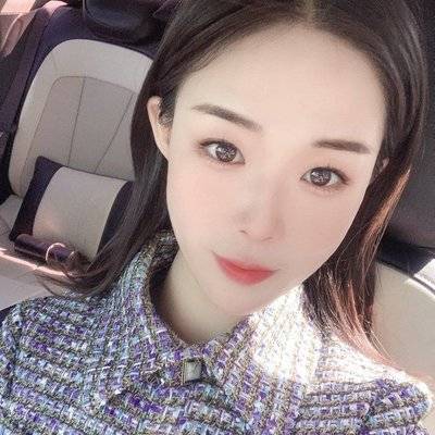 黑白模特