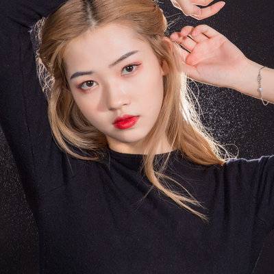 清新模特