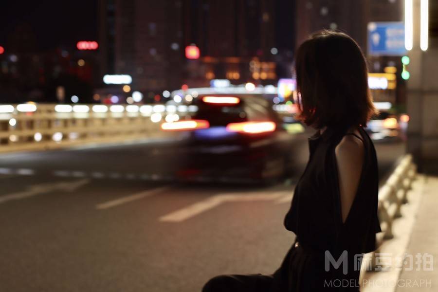 夜景模特