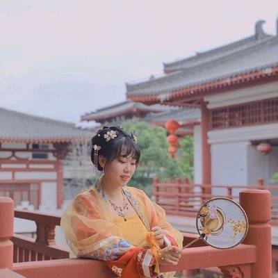 汉服模特