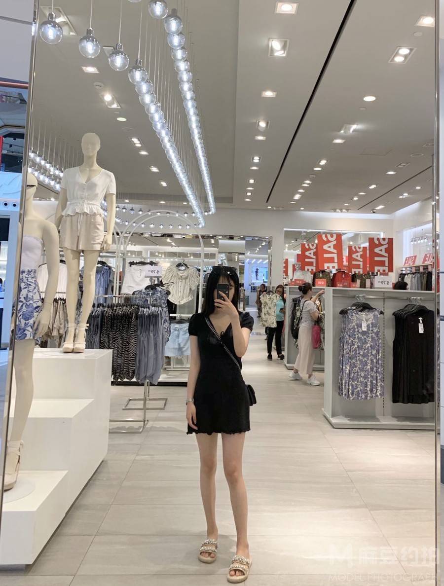 暗黑模特
