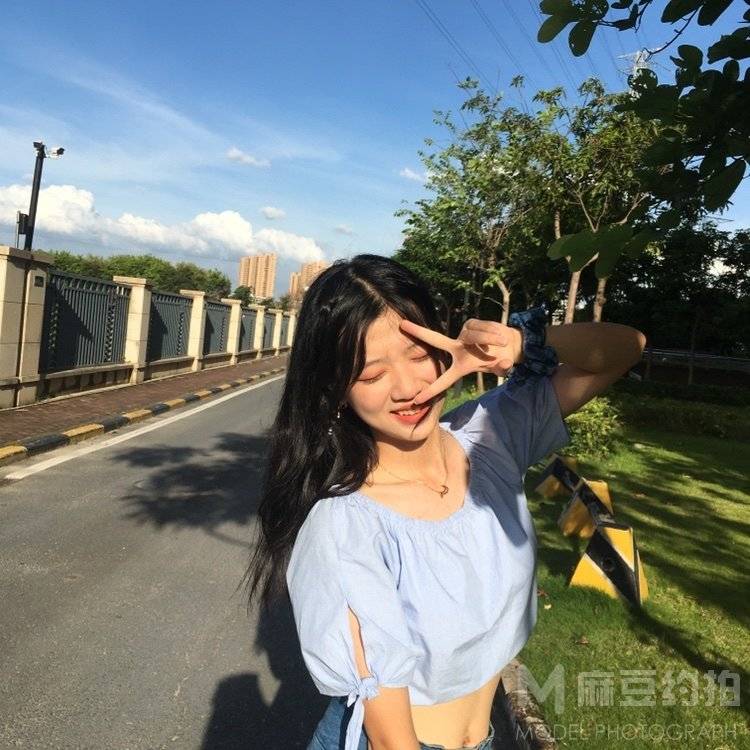 少女模特