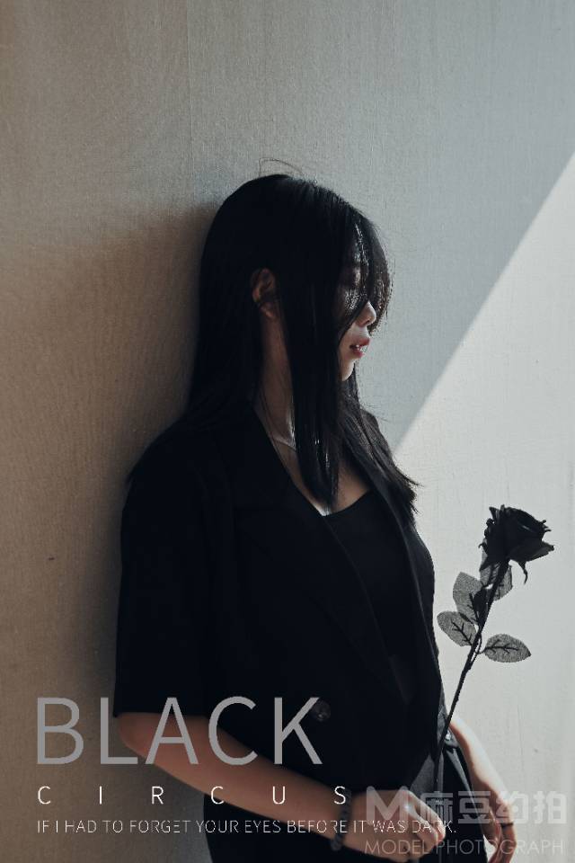 暗黑模特