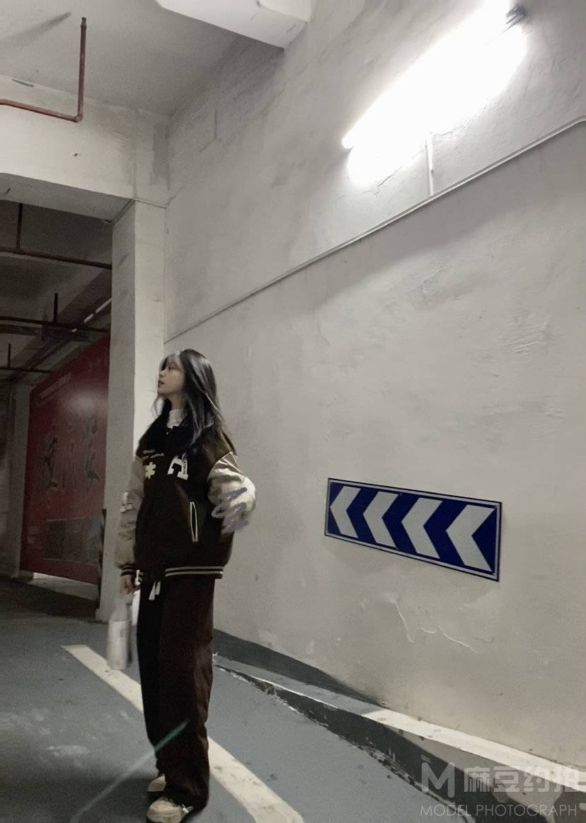 校园模特