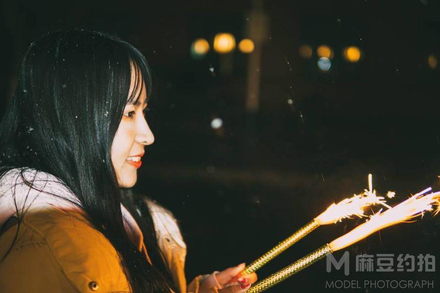 夜景模特