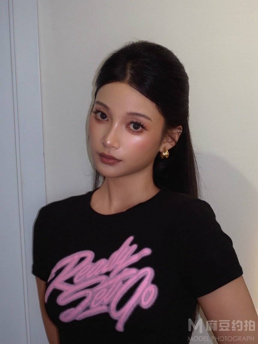 胶片模特