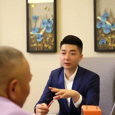 商务模特