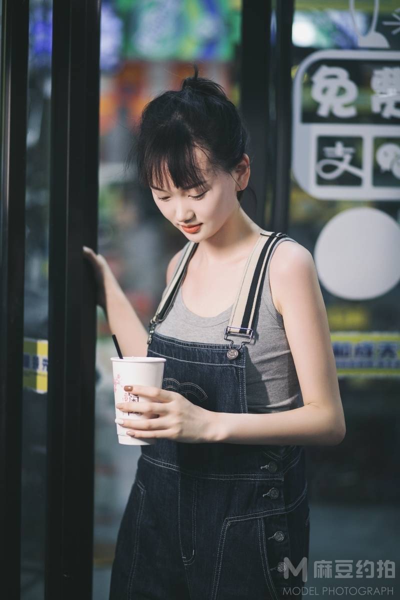 胶片模特
