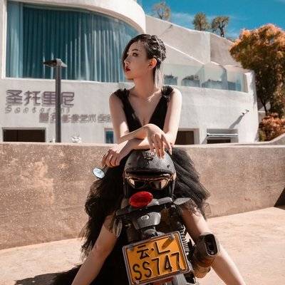 暗黑模特