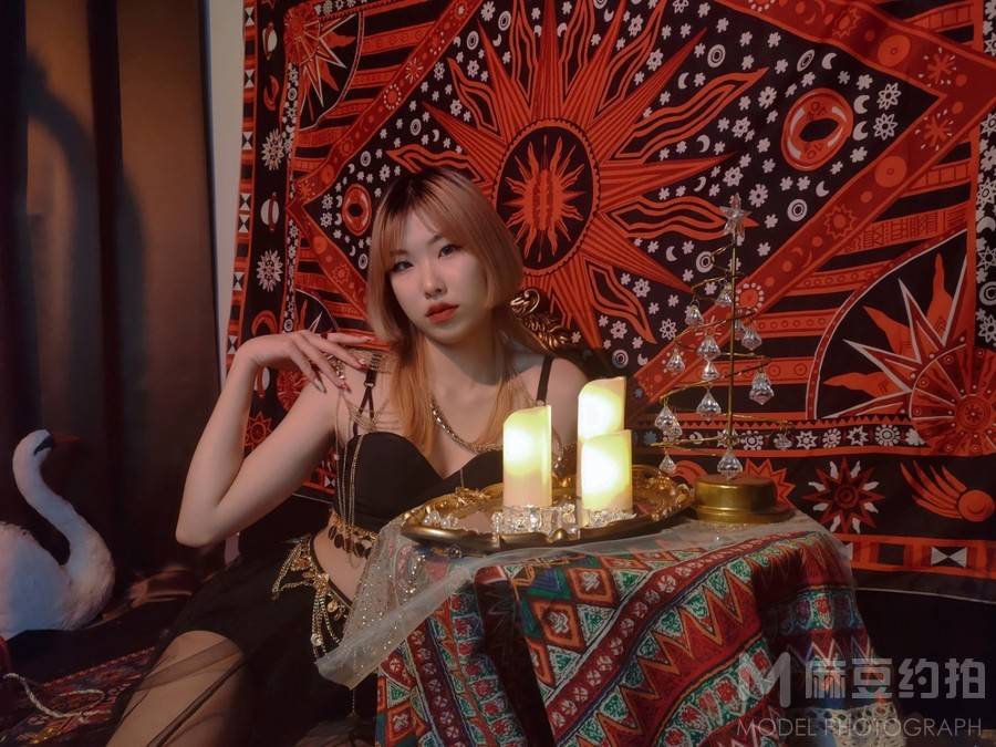 暗黑模特