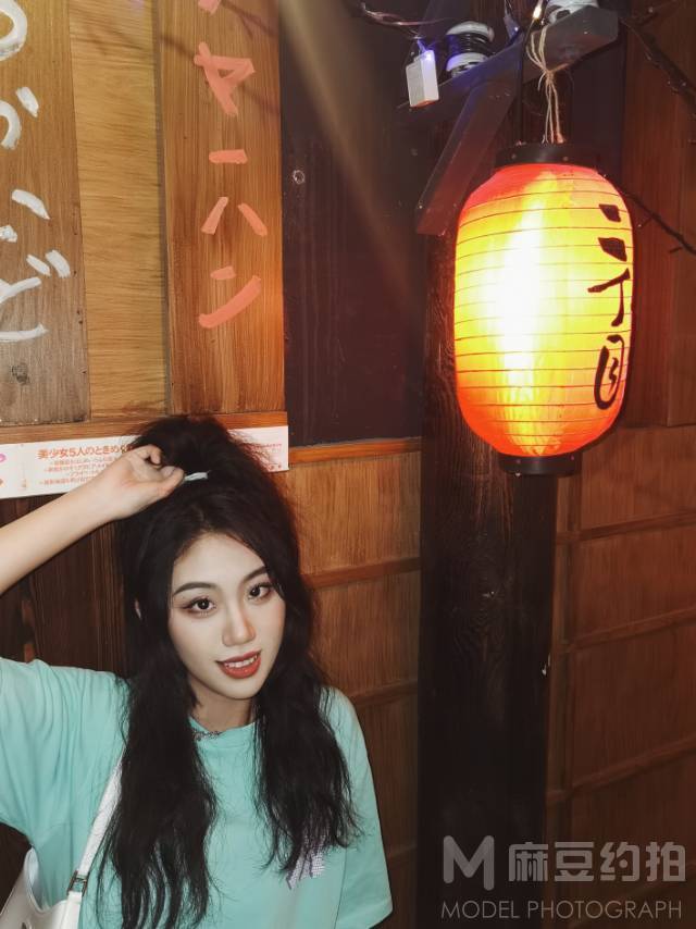 校园模特