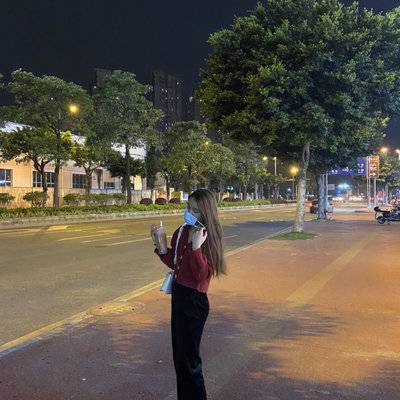 黑白模特