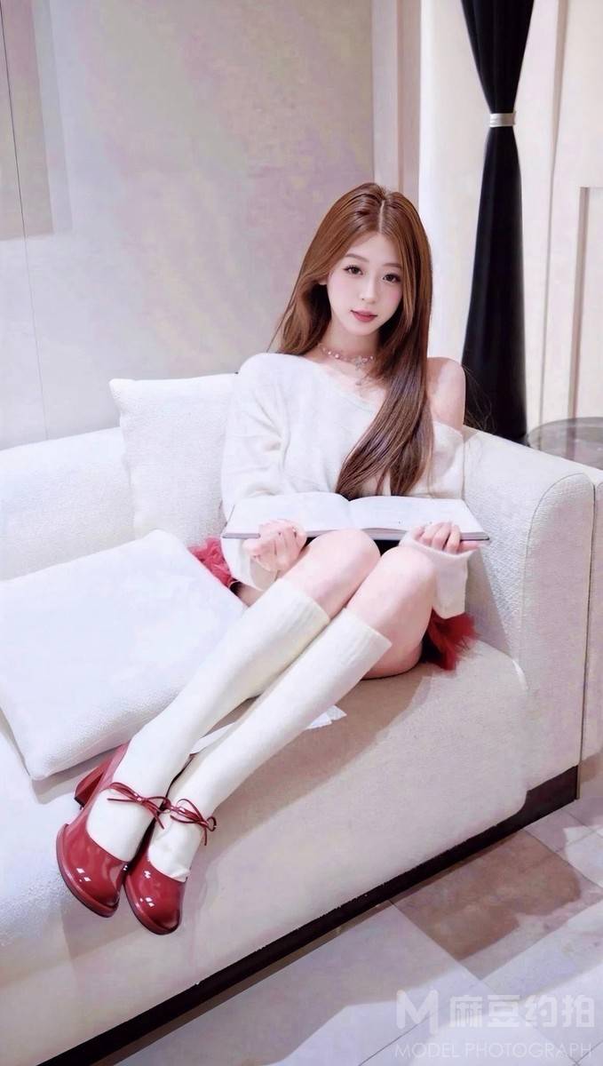 宝丽来模特