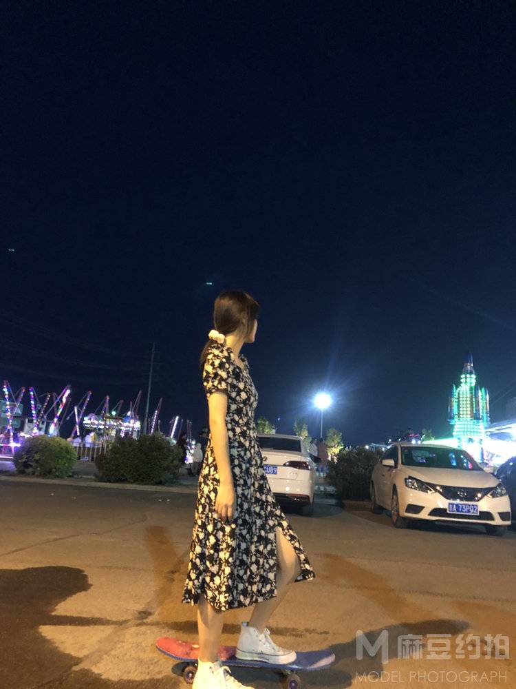 校园模特