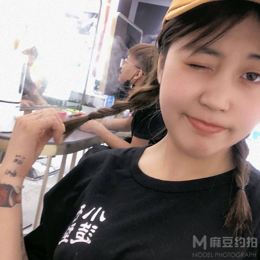 暗黑模特