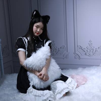 黑白模特
