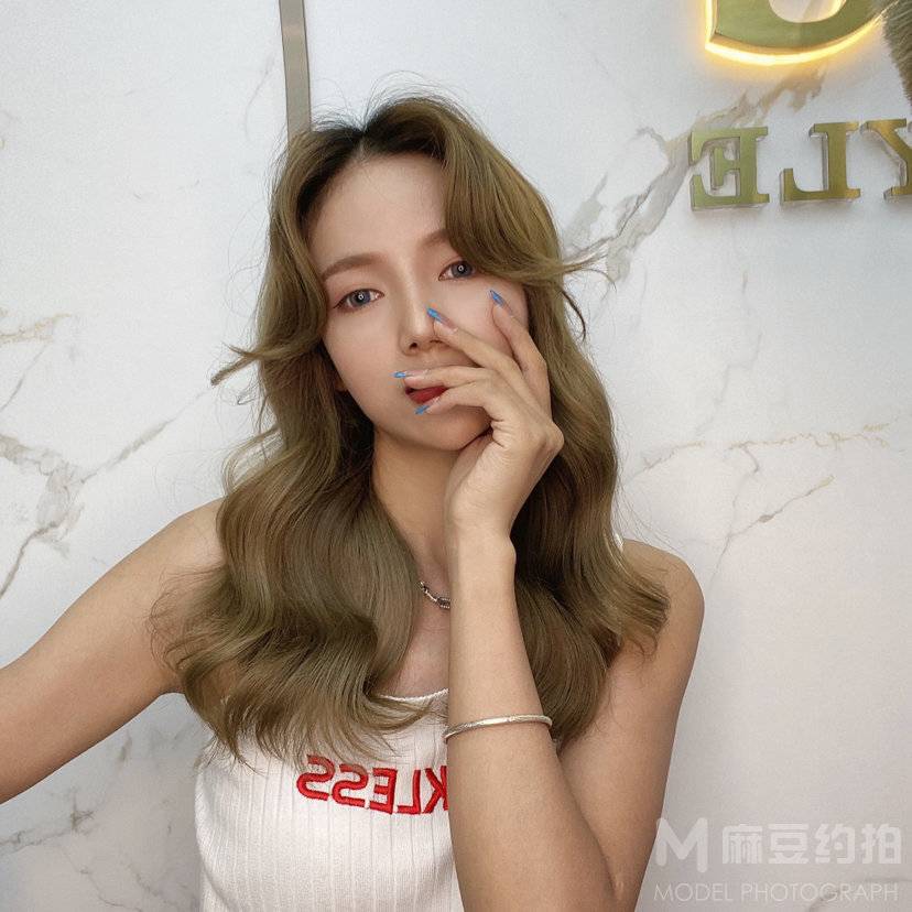 时尚模特
