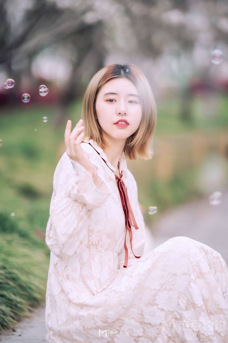 清新模特