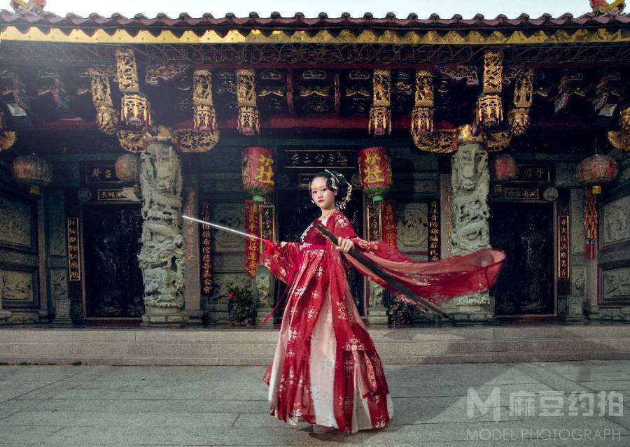 汉服模特