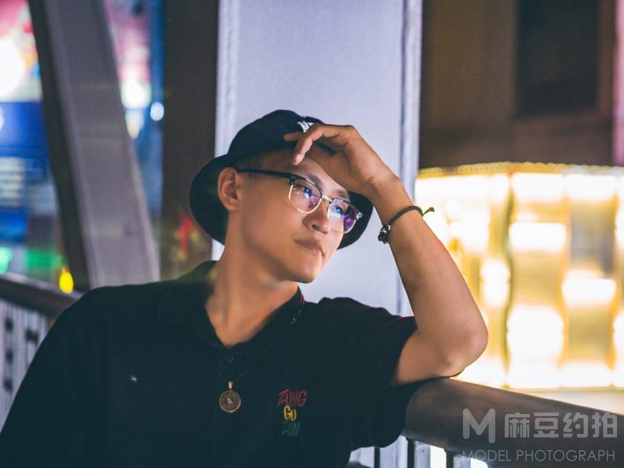 夜景模特