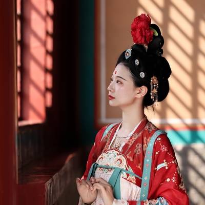 汉服模特