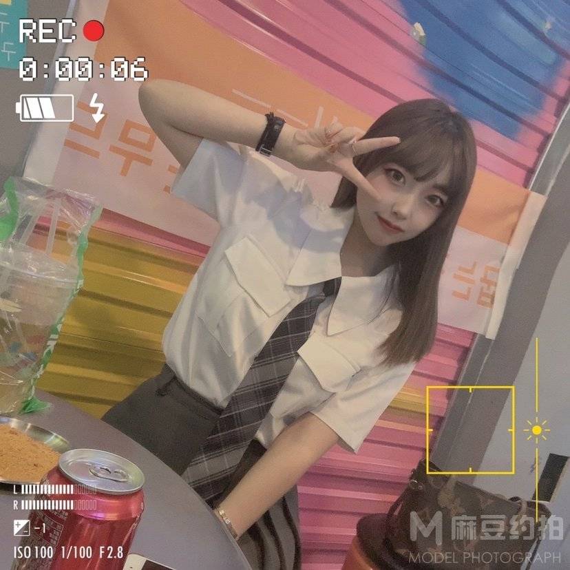 校园模特
