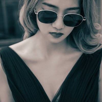 黑白模特