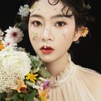 妆容模特